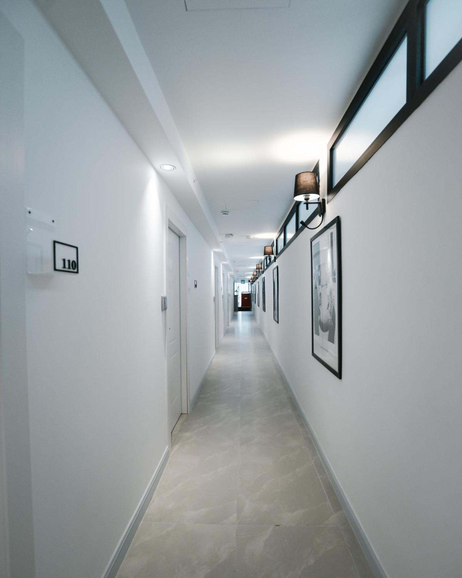 Unique Hotel Ashdod Exterior photo